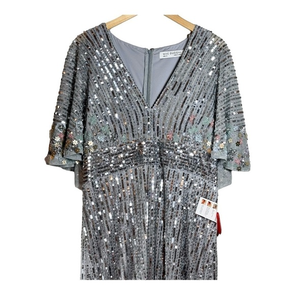 Mac Duggal Sequined V Neck Floral Embellished Cape Sleeve Gown NWT - Picture 4 of 8